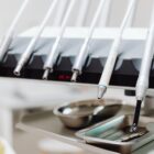 İngiltere'de diş kliniği satın alma ve değerleme süreci
